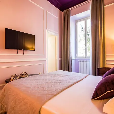 Nocleg ze śniadaniem Hold - Luxury