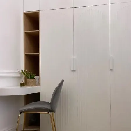 Nocleg ze śniadaniem Hold - Luxury