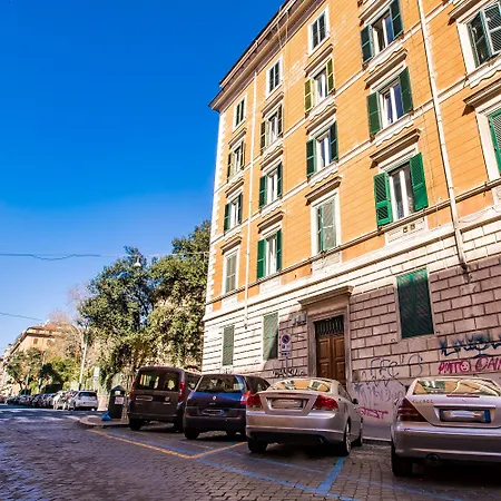 Bed and breakfast Hold - Luxury Roma