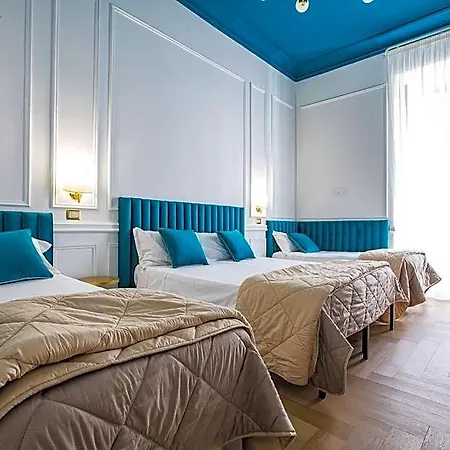 Hold - Luxury Bed and breakfast 4*