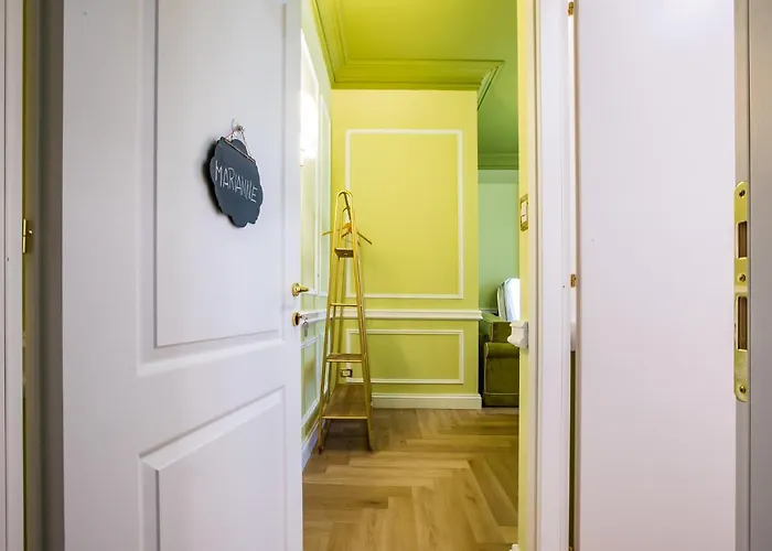 Hold - Luxury B&B 4*