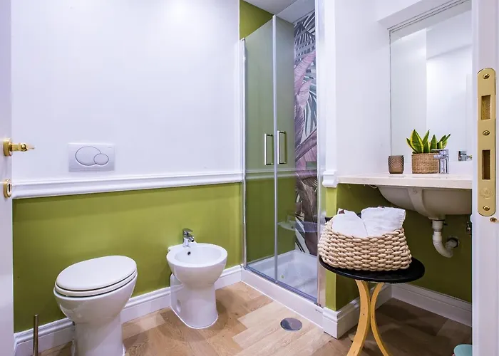 Hold - Luxury 로마