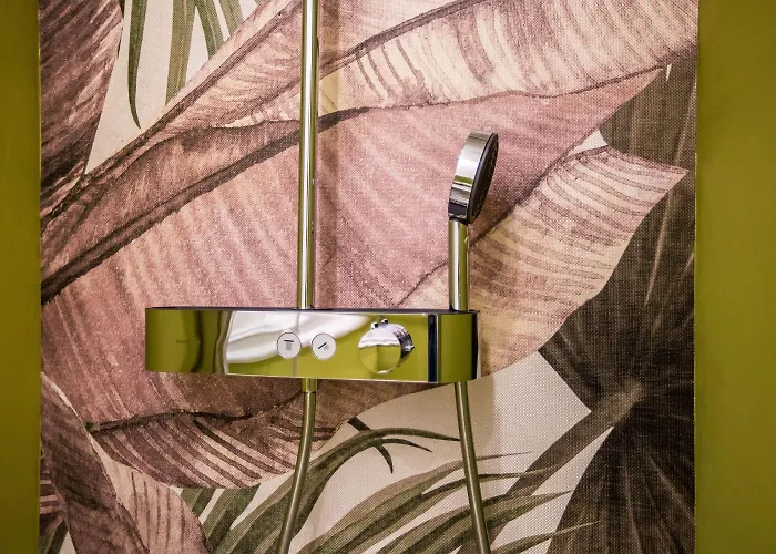 B&B Hold - Luxury 4*