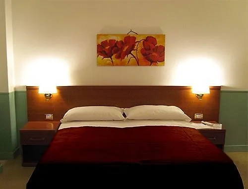 B&B Hold - Luxury 4*